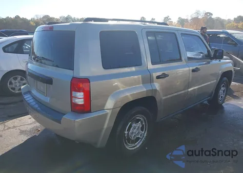 2009 Jeep Patriot Sport z USA, uszkodzony, nr VIN 1J4FT28B69D124812